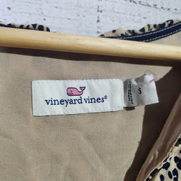 Vineyard Vines Leopard Print Women's Top, Size S - Picture 6 of 11